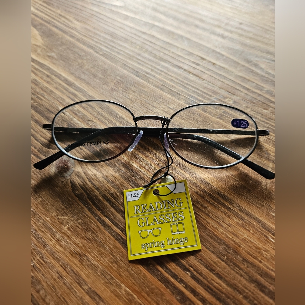 Reading Glasses 👓
